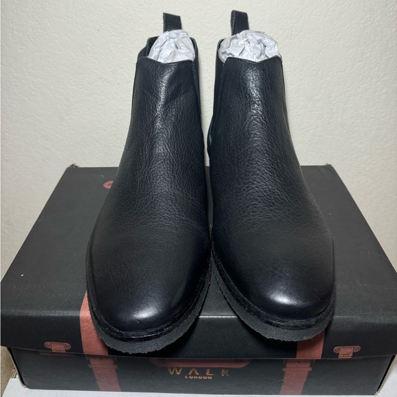 Walk London Black Leather Chelsea Boots Men’s US size 11 - Picture 2 of 8